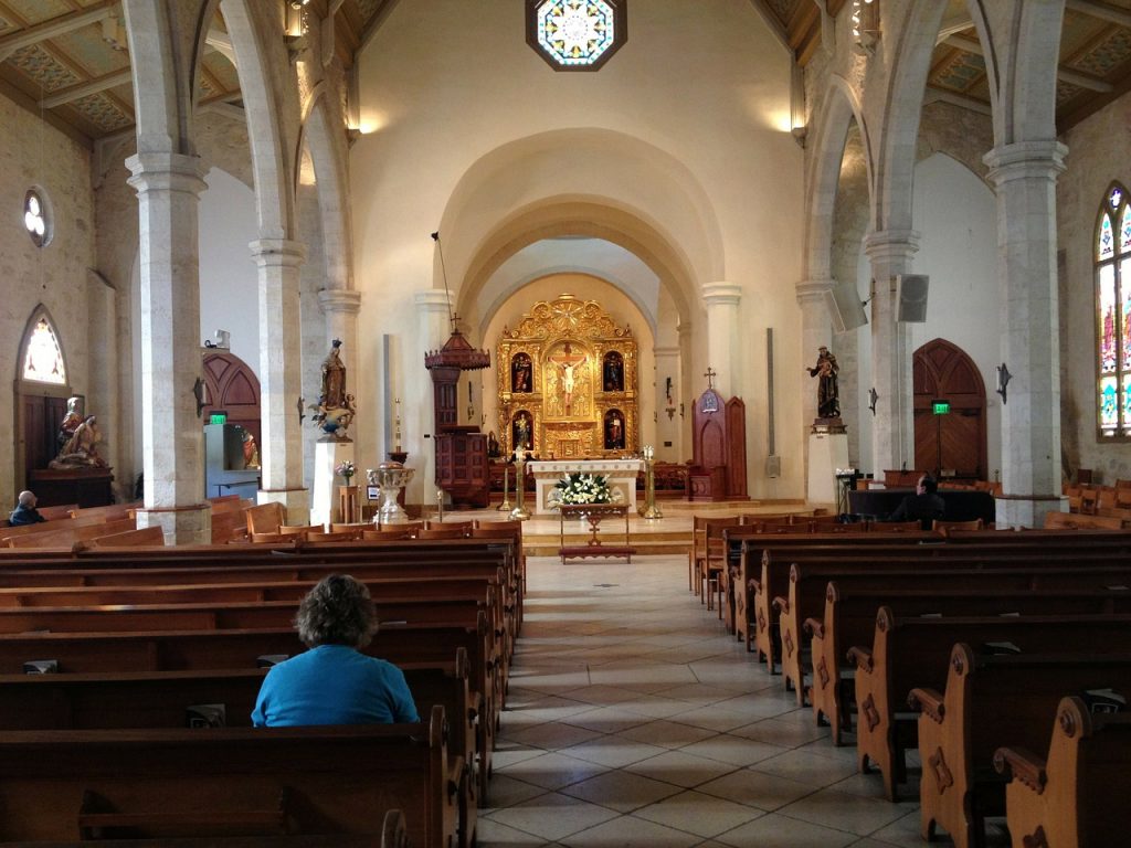 Inside the San Fernando Cathedral